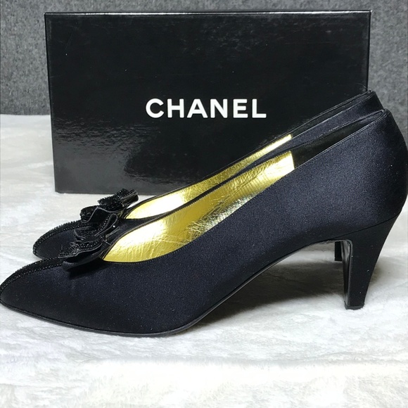 CHANEL Shoes - Chanel black satin shoe